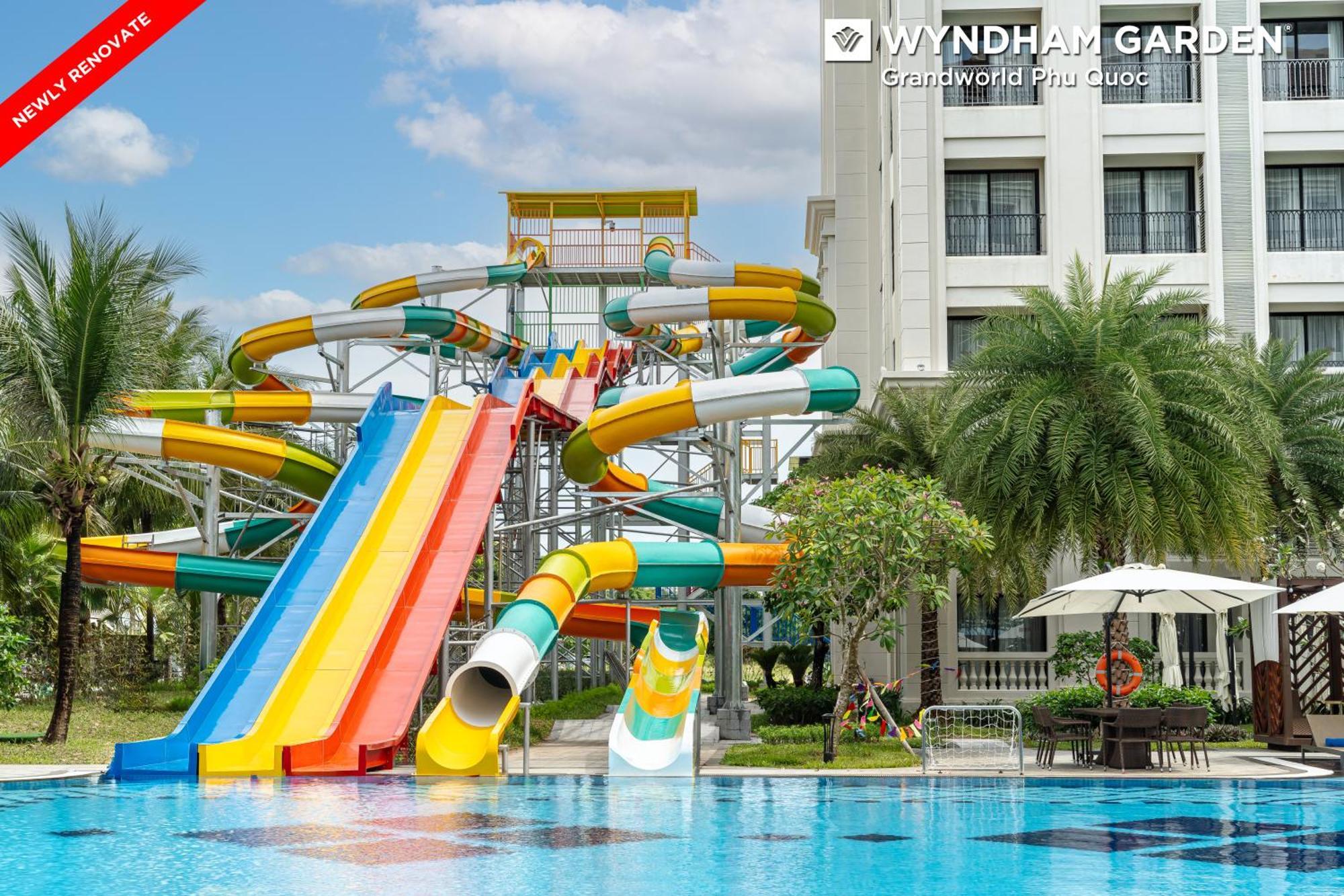 Wyndham Garden Grandworld Phu Quoc Hotel Exterior photo