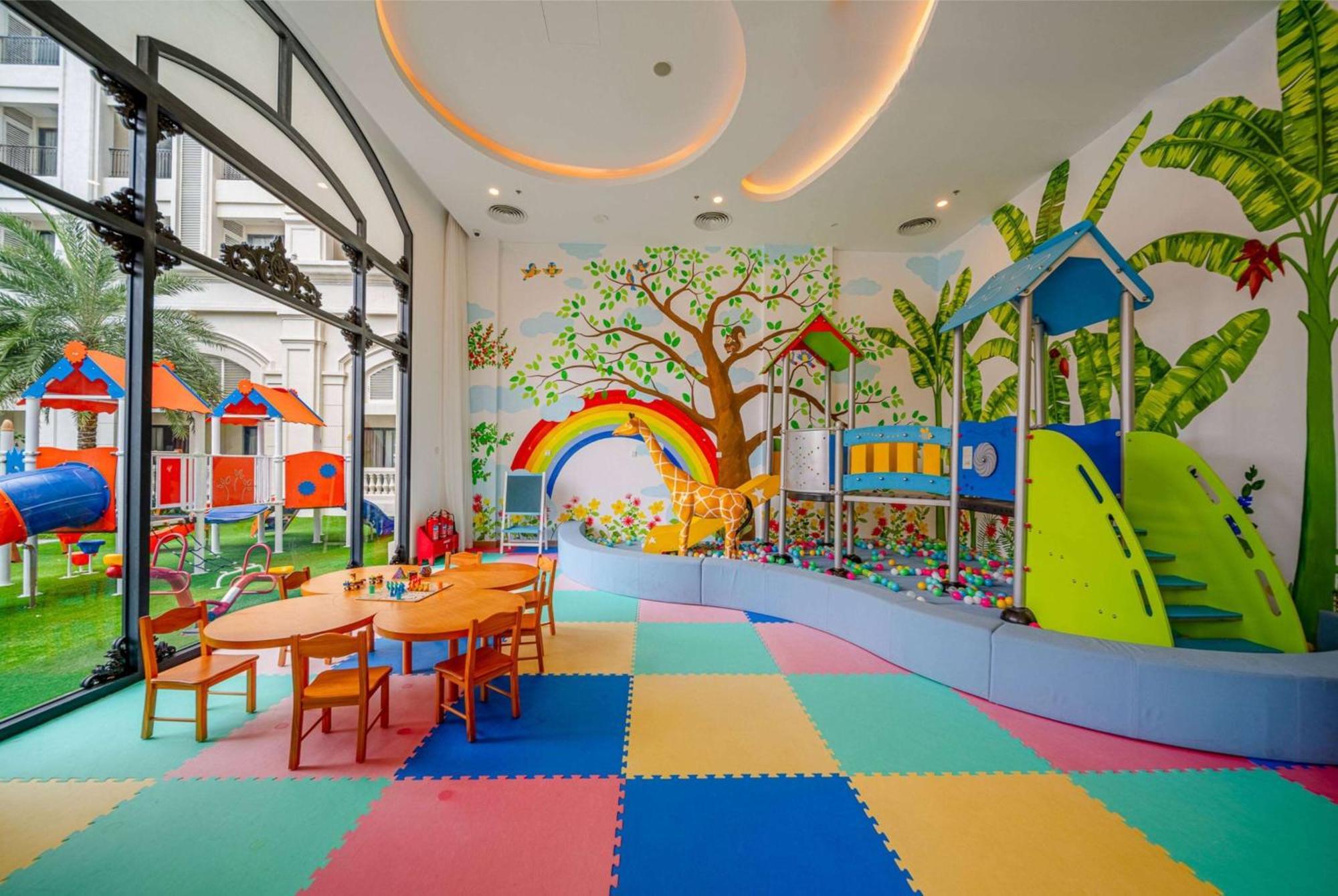 Wyndham Garden Grandworld Phu Quoc Hotel Exterior photo